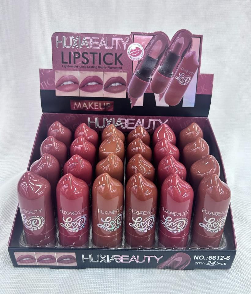 Elevate your beauty routine with these HoxiaBeauty matte lipsticks. This collection offers a curated selection of six stunning shades, designed to provide long-lasting, highly pigmented color that stays vibrant throughout your day.