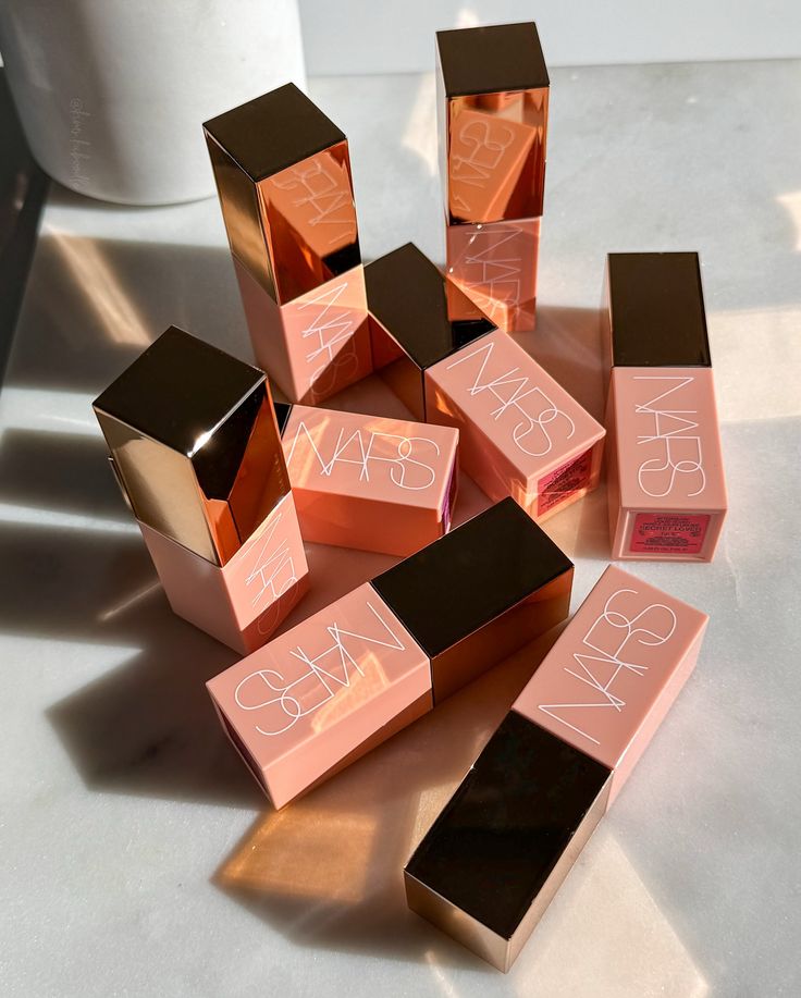NARS Afterglow Liquid Blush – Lightweight Hydrating Liquid Blush for Natural Radiant Glow (4 Shades, 7ml)